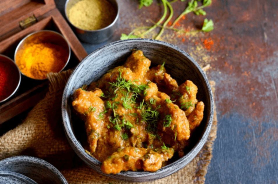 Chicken Curry With Bhoot Jolakia in Calicut