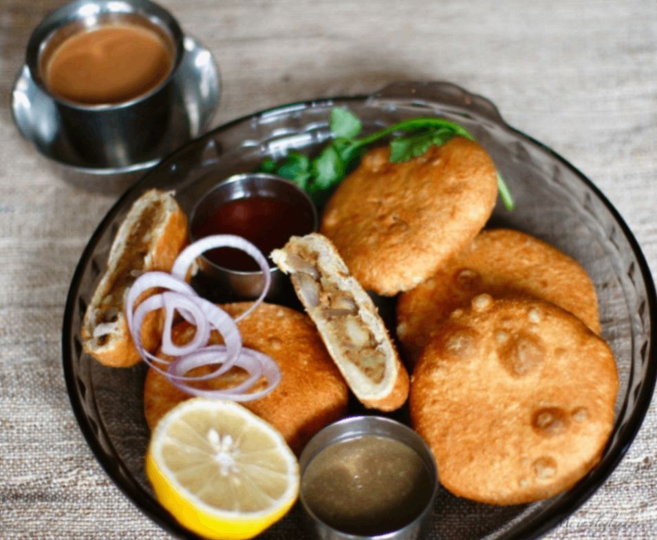 Aloo Pyaz Kachori