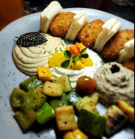 Lebanese Platter in Gurugram