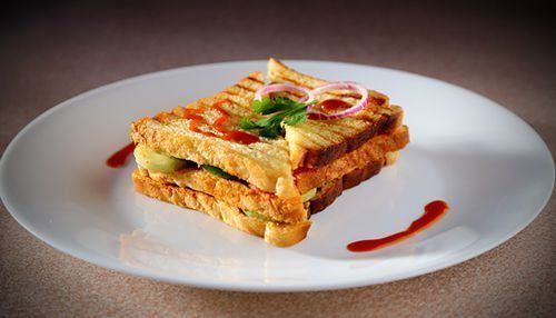 Chilli Paneer Sandwich in Mumbai